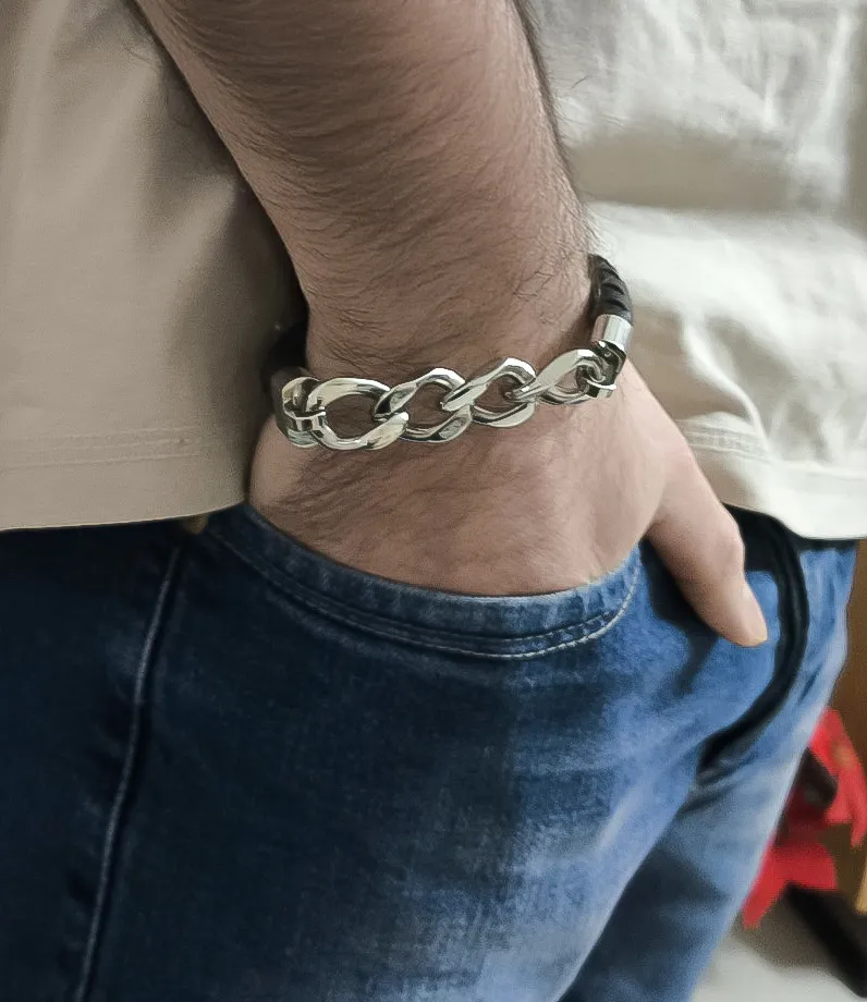 Ανδρικό βραχιόλι, δερμάτινη χειροπέδα από ανοξείδωτο ατσάλι, 22 εκατοστά,TRIBUTE,0230367401